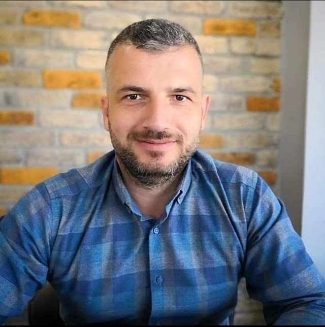 Patronunu Öldürdükten Sonra Karısını ve Kızını Katledip İntihar Etti