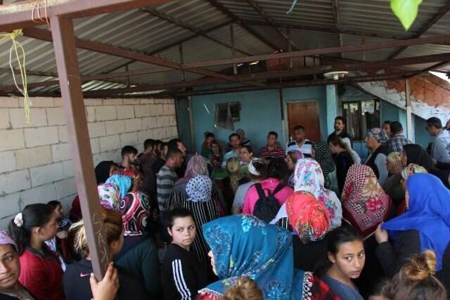 Sanatçı Dilber Ay'ın Cenazesi Helallik İçin Evine Getirildi