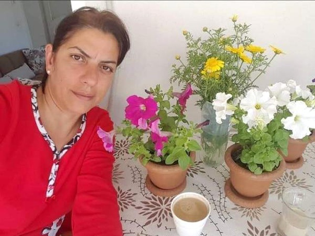 Eski Eşini,