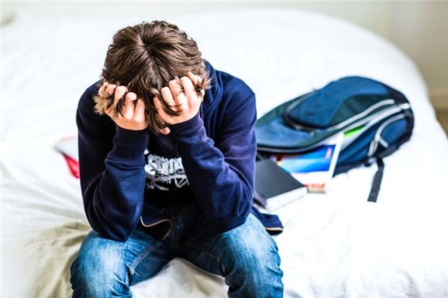 Sosyal Medya, Genç Kızları Genç Erkeklerden Daha Çok Depresyona Sokuyor