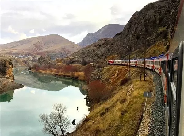 Yeni Turistik Doğu Ekspresi'nin Tepki Çekmesi Muhtemel Bilet Fiyatı Açıklandı