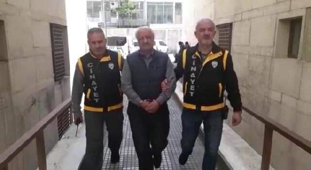 Bursa'da Borç Aldığı Arkadaşını Bıçakladı Bursa'da Borç Aldığı Arkadaşını Bıçakladı
