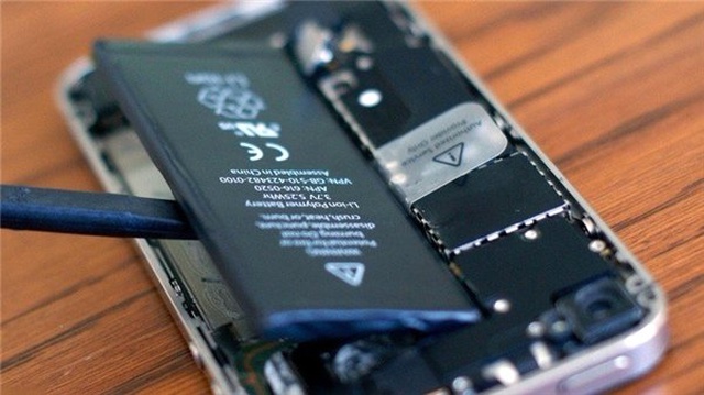 İddia: İphone'ların Pil Ömrü Apple'ın Söylediği Kadar Uzun Değil