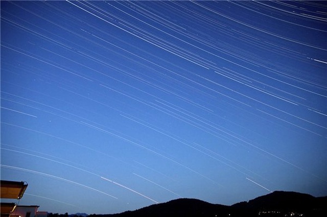 Kendinizi Görsel Şölene Hazırlayın: Bu Geceki Meteor Yağmuru Nasıl İzlenir?