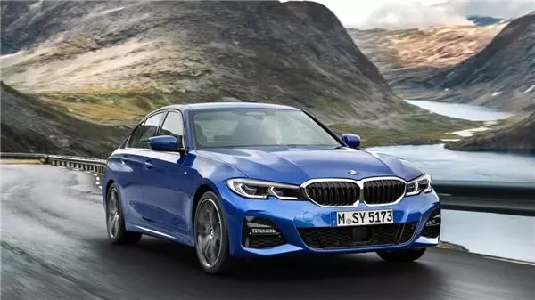 2019 <a class='keyword-sd' href='/bmw/' title='Bmw'>Bmw</a> 3 Serisi, Güvenlik Konusunda Bir Önceki Modelin Üstüne Çıktı