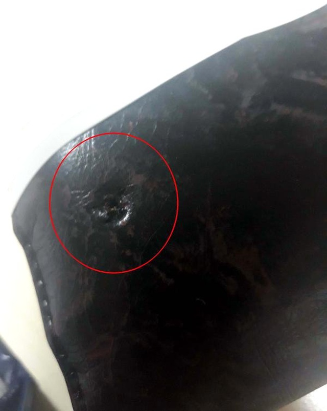 4 Çocuk Babasının Hayatını Cebinde Taşıdığı Cüzdanı Kurtardı