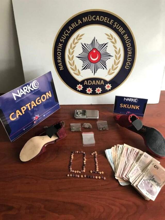Ayakkabının Topuğunu Açan Polis Ekipleri, Büyük Şaşkınlık Yaşadı