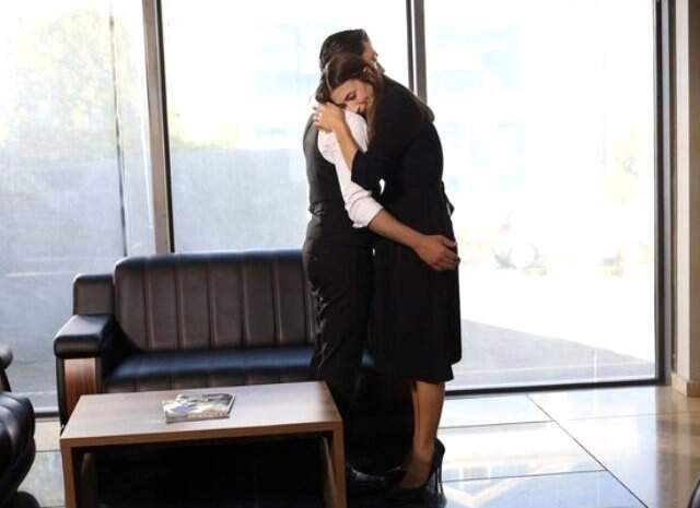 Zeki Köşeye Sıkıştı! Eşkıya Dünyaya Hükümdar Olmaz 136. Son Bölüm İzle