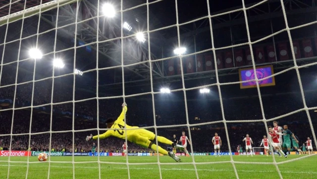 Şampiyonlar Ligi'nde 24 Saatte İkinci Mucize Geri Dönüş: Tottenham Ajax'ı Eleyerek Liverpool'un...