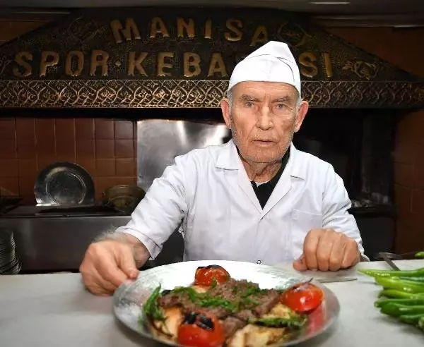 Manisa'nın 300 Yıllık Lezzeti: Manisa Kebabı