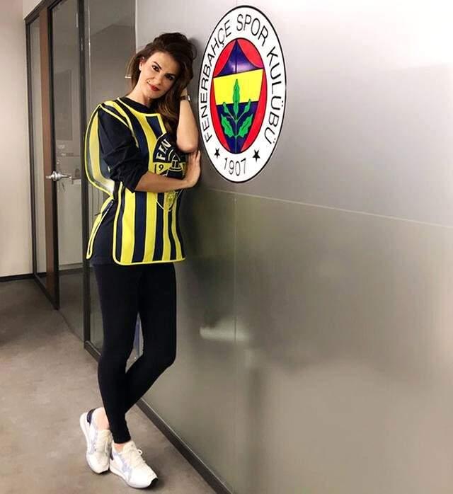 Tülin Şahin'den Fener Ol Kampanyasına Destek!