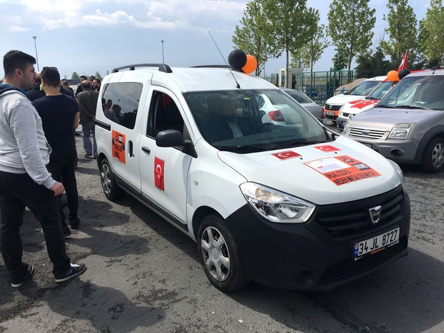 Binali Yıldırım'ın Köprü Cezalarına Düzenleme Yapılacağını Söylemesinin Ardından, Mağdurlar Konvoyla Kutlama Yaptı