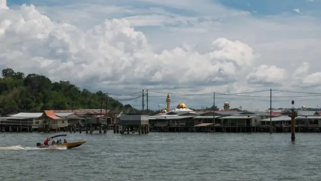 Brunei: Zina ve Eşcinsel İlişkiye Sert Cezalar Verme Kararı Alan, Dünyanın En Sessiz Ülkelerinden...