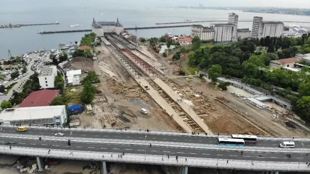 Haydarpaşa'da Ortaya Çıkan 1700 Yıllık Arkeolojik Kalıntılar Havadan Görüntülendi