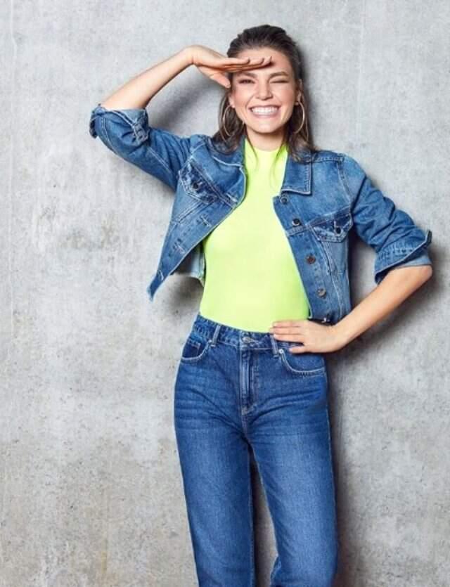 Murat Boz'dan Aslı Enver'e Sürpriz Doğum Günü Partisi! Murat Boz 'Sevdiğime Söylüyorum' Diyerek Aşkını Haykırdı!