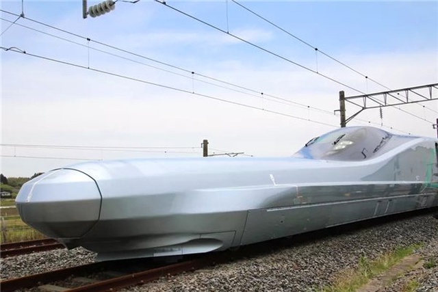 Japonya'da Dünyanın En Hızlı Treninin Test Sürüşlerine Başlandı (Video)