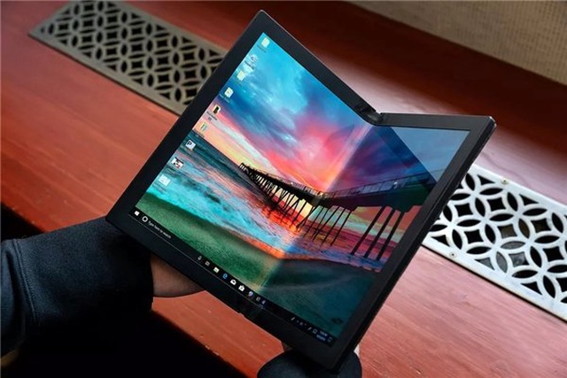 Dünyanın İlk Katlanabilir Ekranlı Dizüstü Bilgisayarı: Karşınızda Lenovo Thinkpad X1 (Video)