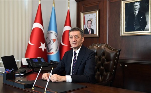 Milli Eğitim Bakanı, Okullar İçin Yeni Yaz Tatili Uygulamasını Duyurdu