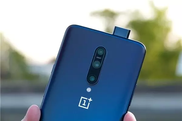 Oneplus 7'nin Piyasadaki Devleri Utandıracak En İyi 6 Özelliği