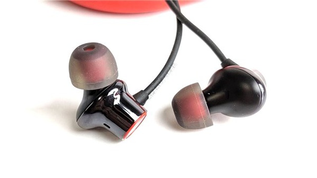 Oneplus'ın Yeni Kablosuz Kulaklıkları Bullets Wireless 2 Tanıtıldı: İşte Fiyatı ve Özellikleri