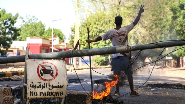 Sudan'da Ordu ile Muhalefet 3 Yıllık Geçiş Döneminin Ardından Yönetimin Sivillere Geçmesi İçin...
