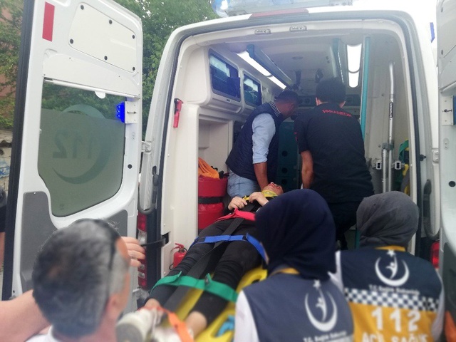 Kızlara Hava Atmak İçin Drift Yapan Sürücü 7 Öğrenciyi Ezdi