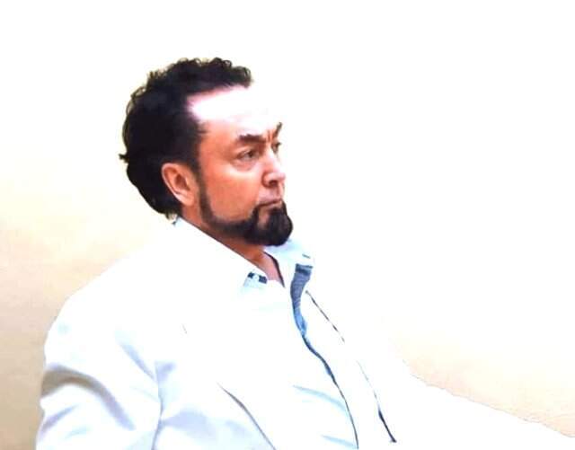 Cezaevindeki Adnan Oktar'ın Kur'an-ı Kerim Okurken Çekilen Fotoğrafı Ortaya Çıktı