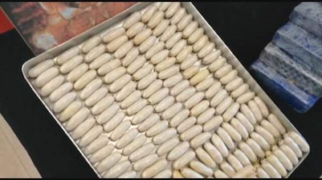 İranlı 9 Kuryenin Midesinden 5 Kilo Ağırlığında 350 Eroin Kapsülü Çıktı! İranlı 9 Kuryenin Midesinden 5 Kilo Ağırlığında 350 Eroin Kapsülü Çıktı!