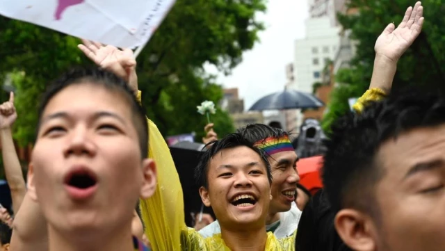 Tayvan Eşcinsel Evliliği Yasallaştıran İlk Asya Ülkesi Oldu