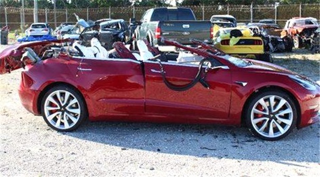 Tesla'nın Otopilotu, Yine Ölümlü Bir Kazadan Sorumlu Oldu