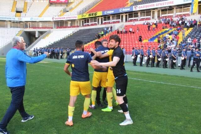 Akşehirspor'u 1-0 Deviren Ağrı 1970, TFF 3. Lig'de Akşehirspor'u 1-0 Deviren Ağrı 1970, TFF 3. Lig'de