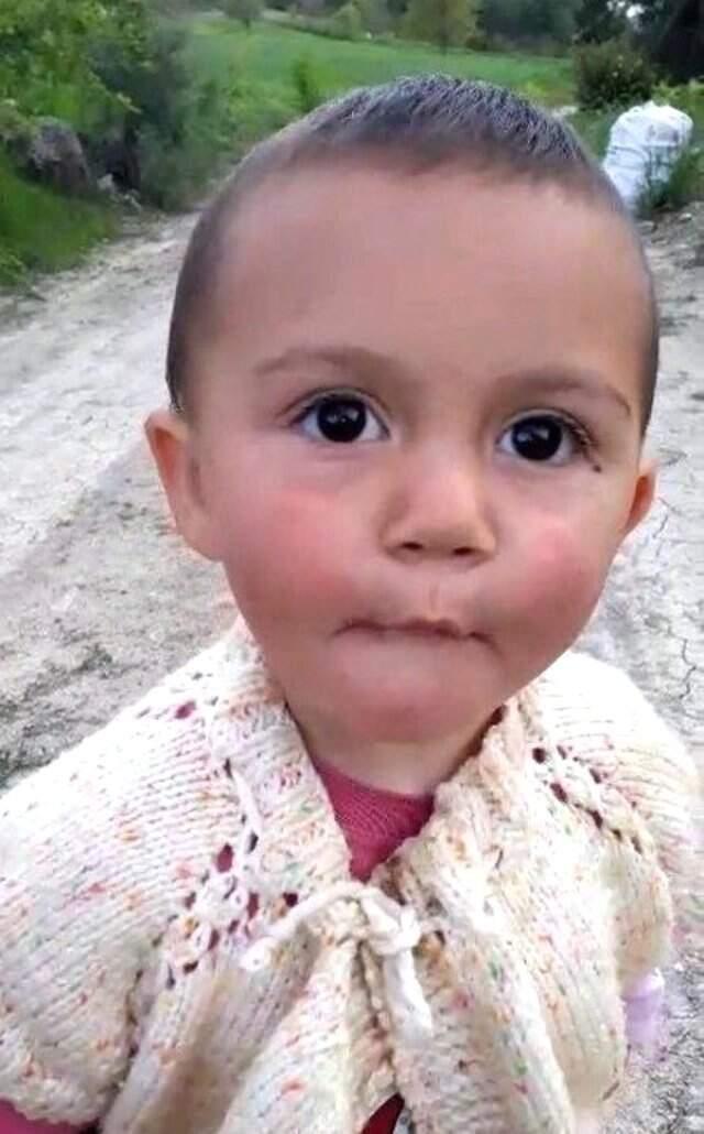 13 Gündür Haber Alınamayan Minik Ecrin'in Annesi de Şüpheliler Arasına Girdi