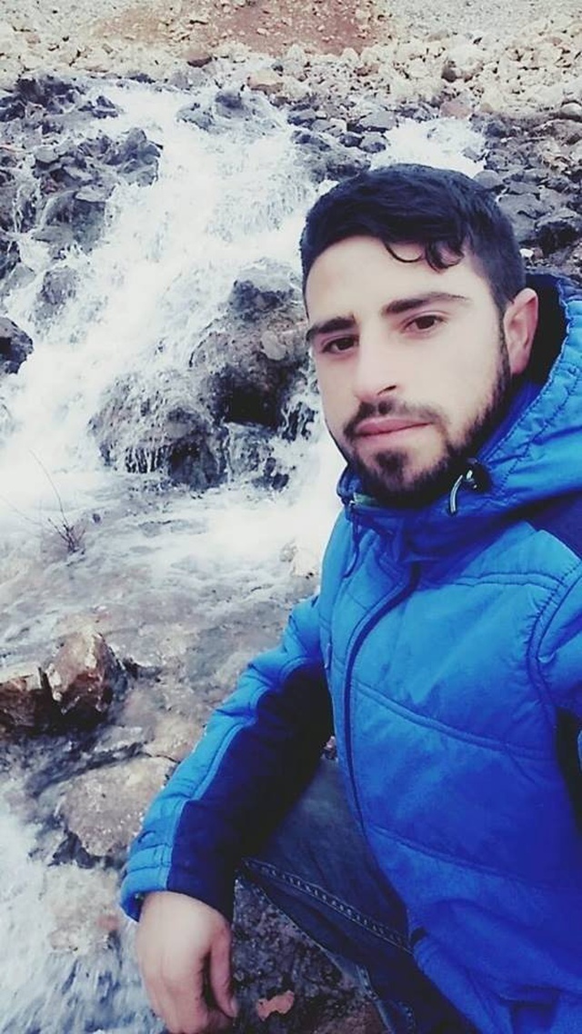 Askerden İzine Gelen Genç, 3 Çocuk Annesi Kadını Öldürdükten Sonra Cenaze Törenine Katıldı