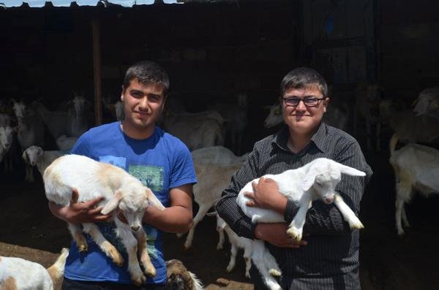Eşi Evli Çıkınca Çocuklarını Karısının Kocasının Üzerine Yazdırdı