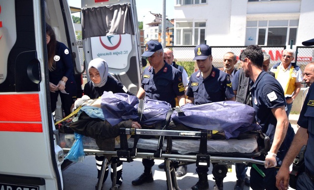 Uçurumdan Düşen Alzaymır Hastası Adam 8 Gün Boyunca Derenin Suyunu İçerek Hayatta Kaldı