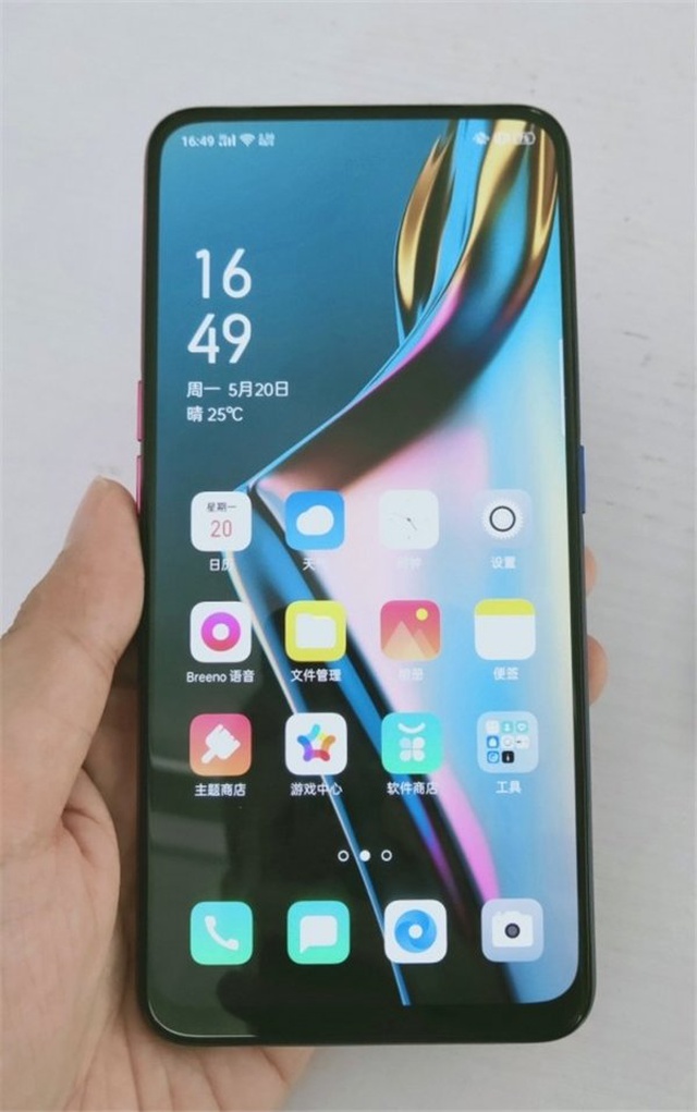 Oppo K3'ün İlk Görüntüleri Twitter Üzerinden Paylaşıldı