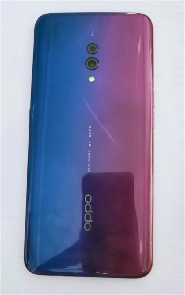 Oppo K3'ün İlk Görüntüleri Twitter Üzerinden Paylaşıldı