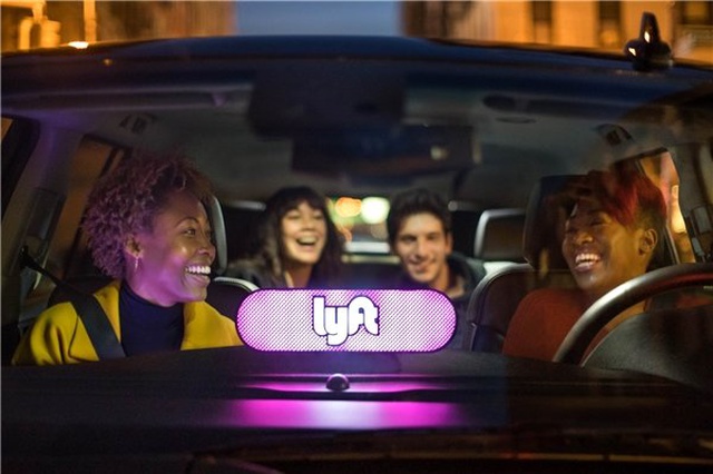 Uber'in Rakibi Lyft, Araçlarına Yolcu İçin 'Acil Durum Düğmesi' Ekliyor