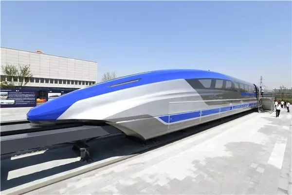 Çin, 600 Km/s Hıza Sahip Manyetik Treninin Prototipini Sergiledi