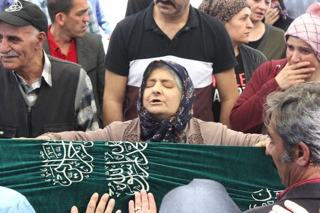 İnşaat Çukuruna Düşerek Can Veren Baran, Son Yolculuğuna Uğurlandı