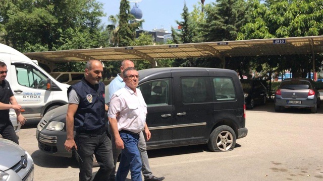 Halıya Sarıp Kaçırdılar, Darp Edip Tehdit Ettiler