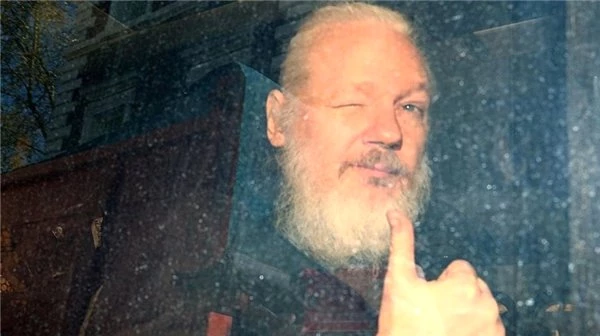 ABD, Wikileaks Kurucusu Julian Assange'a Yönelik 17 Yeni Suçlamada Bulundu