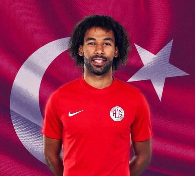 Nazım Sangare: <a class='keyword-sd' href='/milli-takim/' title='Milli Takım'>Milli Takım</a> Hayalimdi