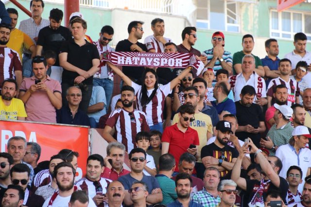 Hatayaspor, Adana Demirspor'u 3-2 Mağlup Etti ve Finale Yükseldi