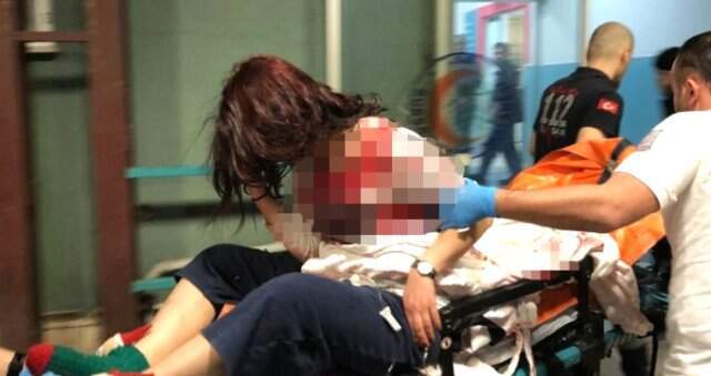 Cani baba,14 yerinden bıçakladığı kızının başında oturup sigara içmiş! Cani baba,14 yerinden bıçakladığı kızının başında oturup sigara içmiş!