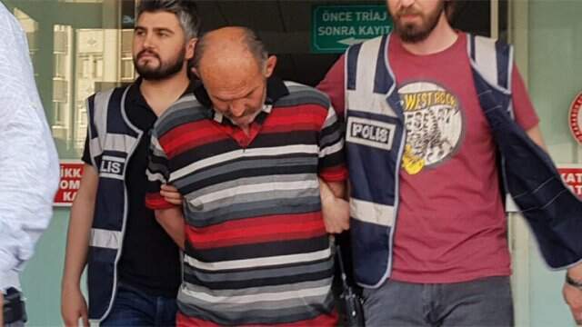 Güpegündüz market soymaya çalışan hırsız, yakalanınca 'Şansımı denedim' dedi Güpegündüz market soymaya çalışan hırsız, yakalanınca