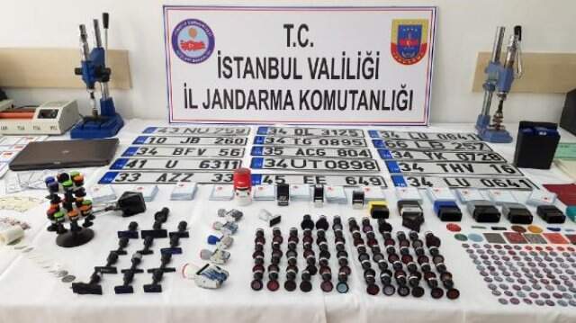 Jandarmanın sahte belge operasyonu saniye saniye kamerada Jandarmanın sahte belge operasyonu saniye saniye kamerada