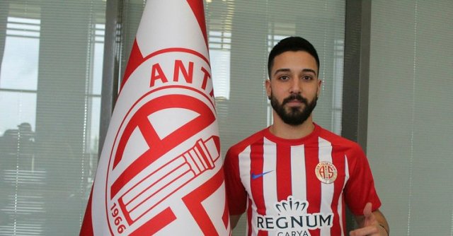 Tarık Çamdal, Antalyaspor ile sözleşme uzattı