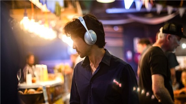 Bose, Gürültü Önleyici Özellikli Kulaklık Modeli 700'ü Duyurdu: İşte Fiyatı ve Özellikleri