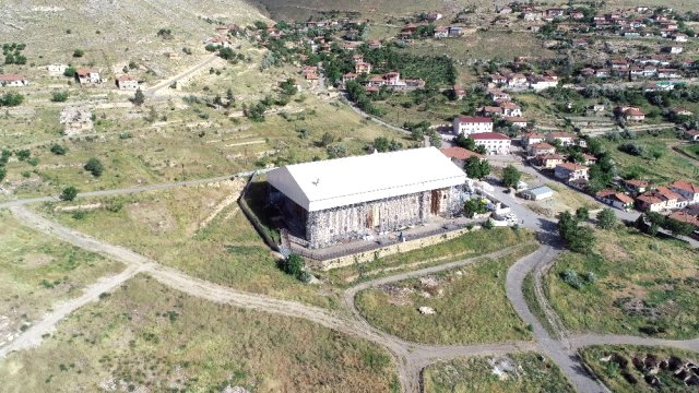 Divriği Ulu Camisi ve Darüşşifası restorasyon çalışmaları ile de dünyada bir ilk olma özelliği taşıyor